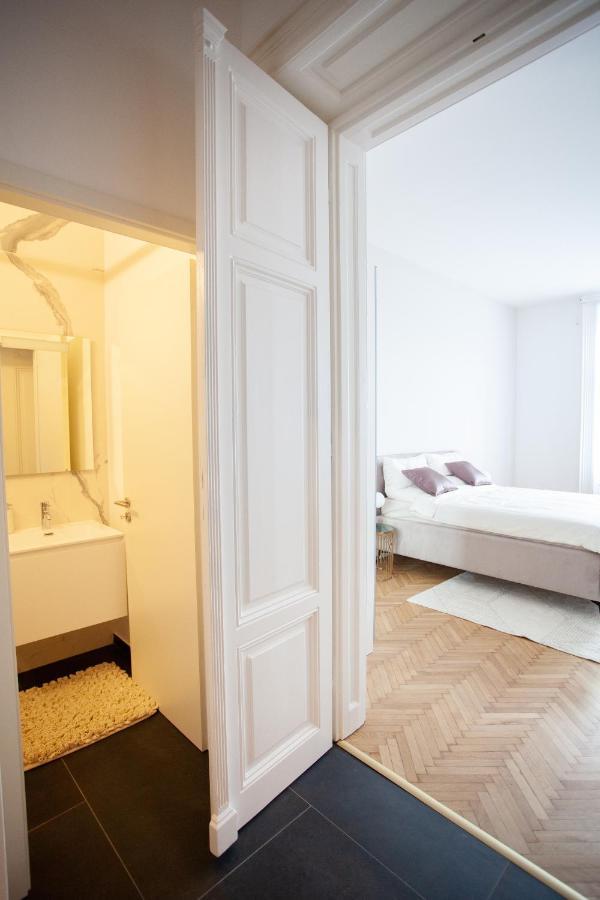 Real Deluxe Next To Danube Leilighet Budapest Eksteriør bilde