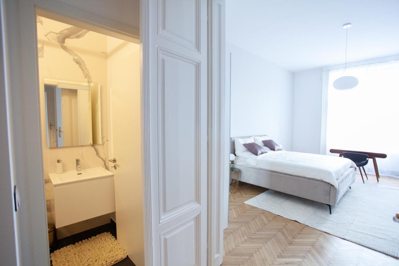 Real Deluxe Next To Danube Leilighet Budapest Eksteriør bilde